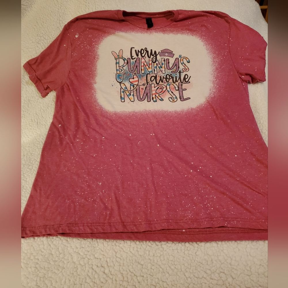 Womens Gildan Every Bunny's Favorite Nurse,  size 2x Hot pink Tshirt.